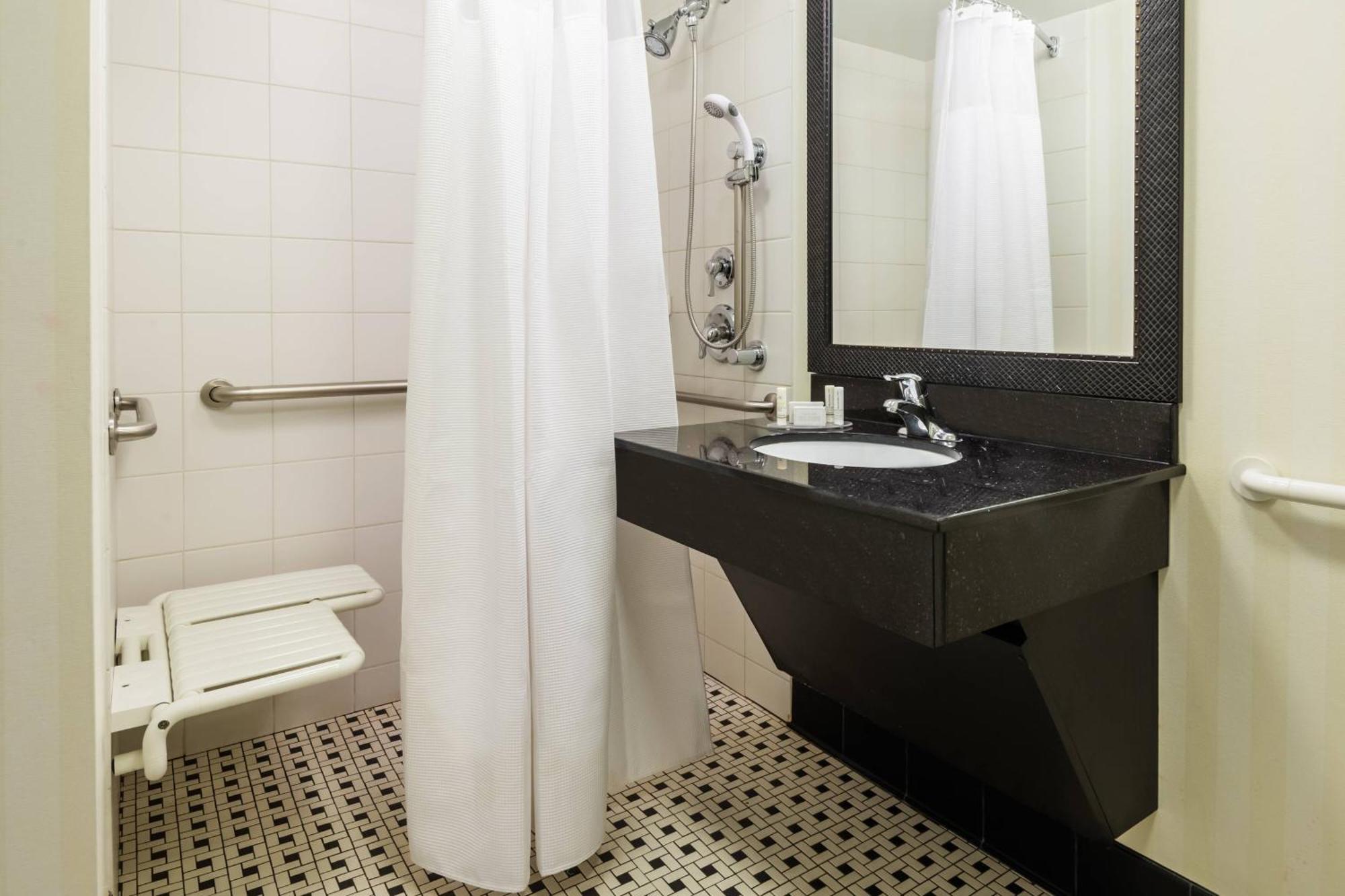 Fairfield Inn & Suites - Buffalo Airport Cheektowaga Zewnętrze zdjęcie
