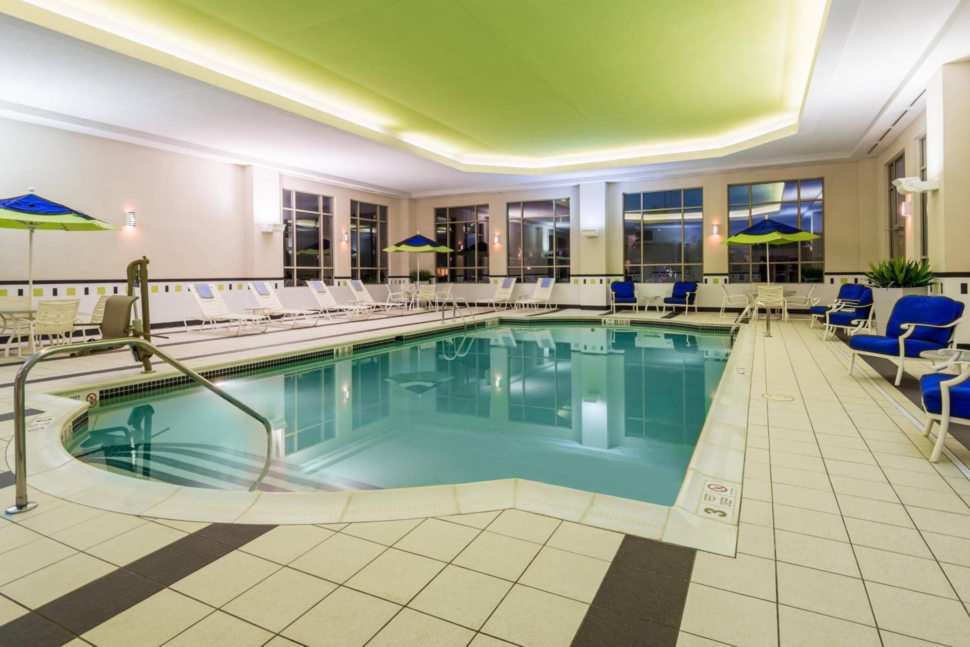 Fairfield Inn & Suites - Buffalo Airport Cheektowaga Zewnętrze zdjęcie